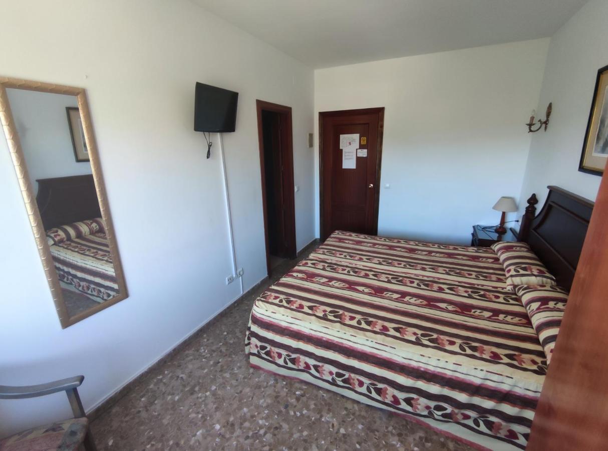 Hostal Europa Guest house 2*